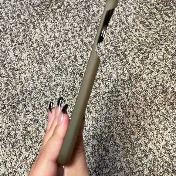 Michael Kors IPhone Case - Picture 5 of 6